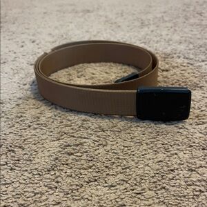 Tan groove life belt